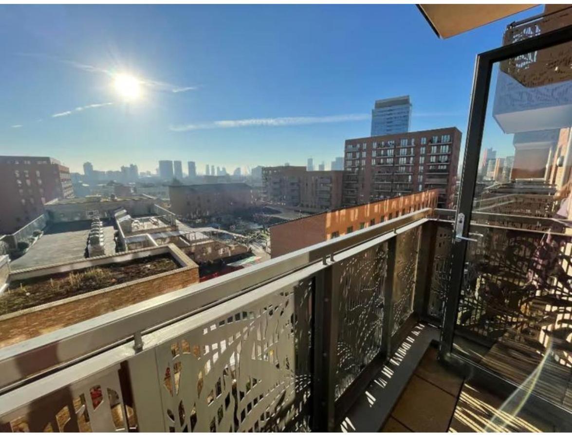 Canning Town -2 Bed Luxury Apartment London Eksteriør billede