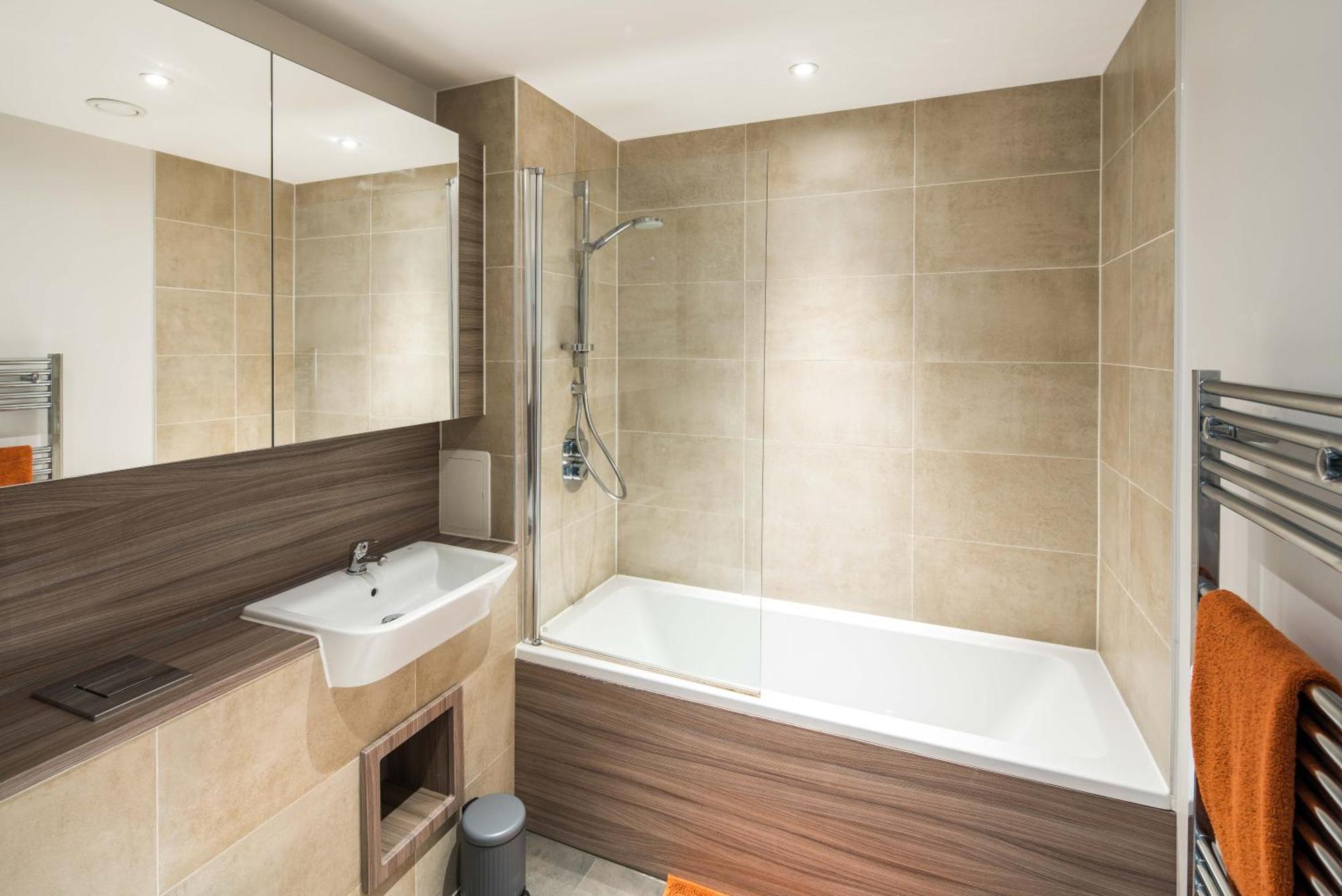 Canning Town -2 Bed Luxury Apartment London Eksteriør billede