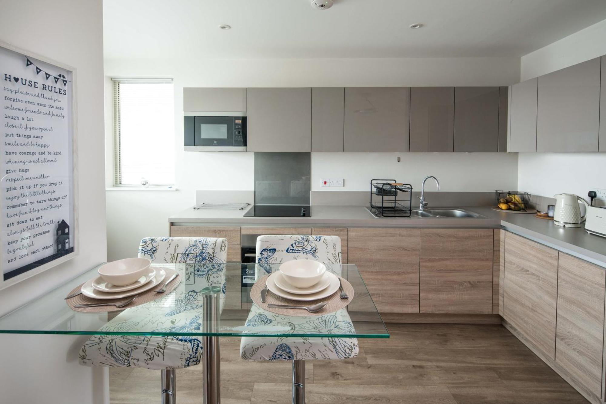 Canning Town -2 Bed Luxury Apartment London Eksteriør billede