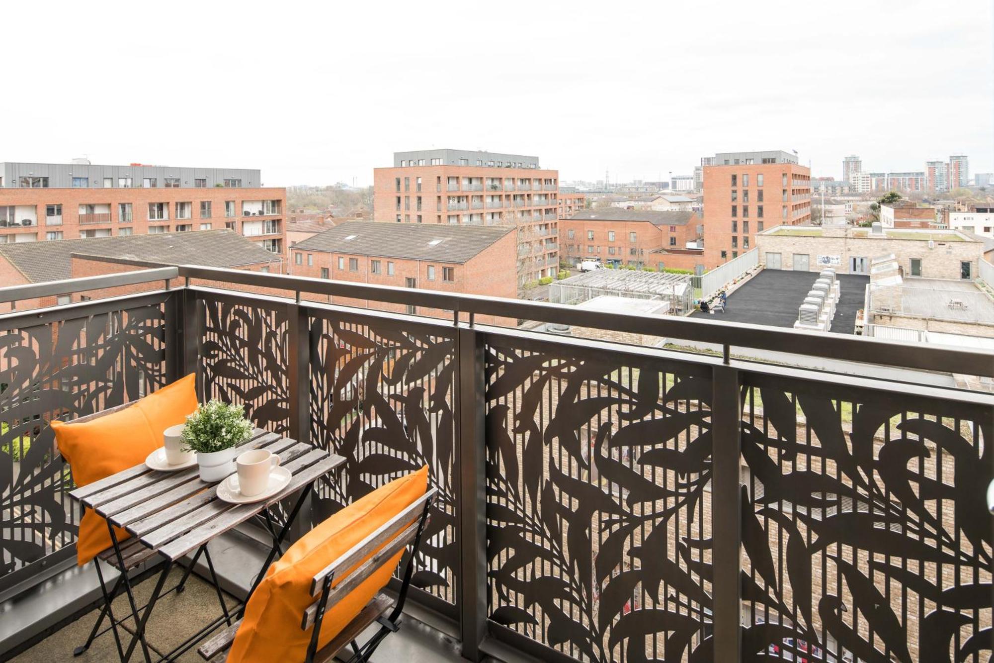 Canning Town -2 Bed Luxury Apartment London Eksteriør billede